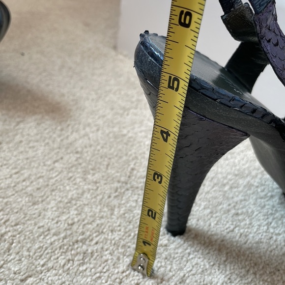 Stuart Weitzman Python Animal Print Slingback Sandals Size 8.5 - Picture 11 of 11